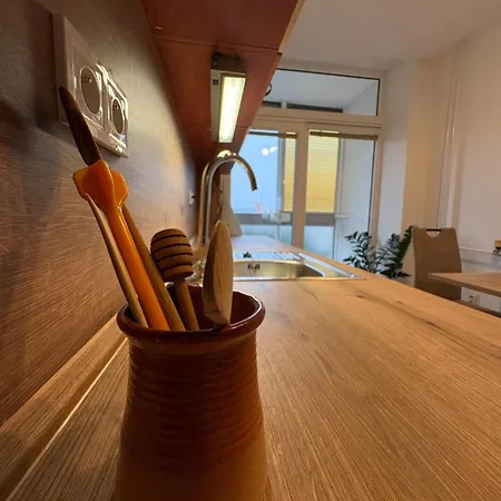 štýlový Oddychový S Bezplatným Parkovaním Apartamento *